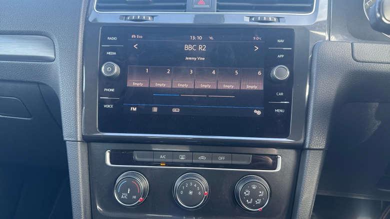 Volkswagen Golf 1.6 TDI SE 5dr DSG [Nav] Diesel Estate